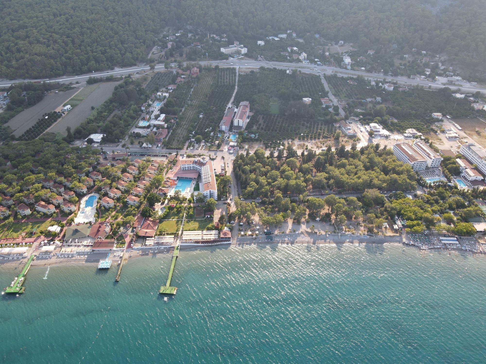 Grand Hotel Derin Beldibi  Exterior foto